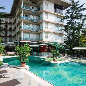 https://grand-hotel-panoramic.it-tuscanyhotel.com